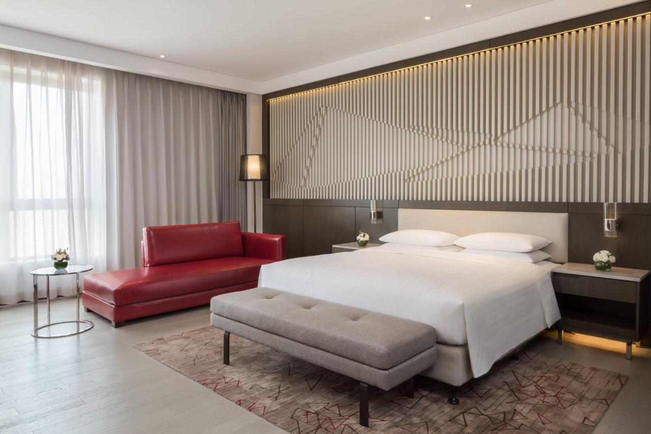 Courtyard By Marriott Tianjin Hongqiao Hotel Екстериор снимка